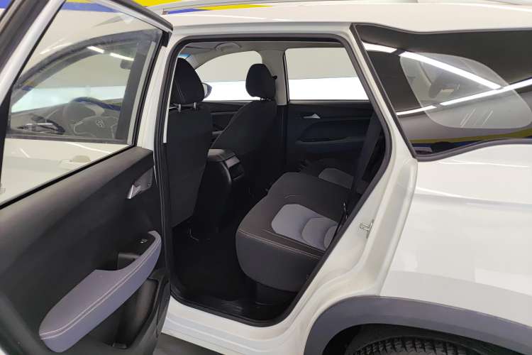 Used Baojun 530 2018 1.5T Manual Comfort Model China V Standard
