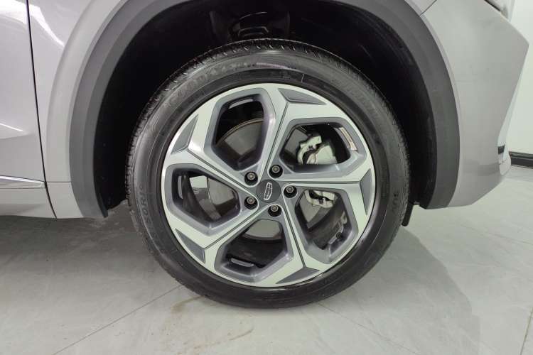 Used Geely Auto Monjaro L 2024 2.0TD High-Power Automatic Two-Wheel Drive Yunqi Version