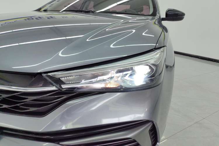 Used Roewe i5 2021 1.5L Manual Platinum Edition
