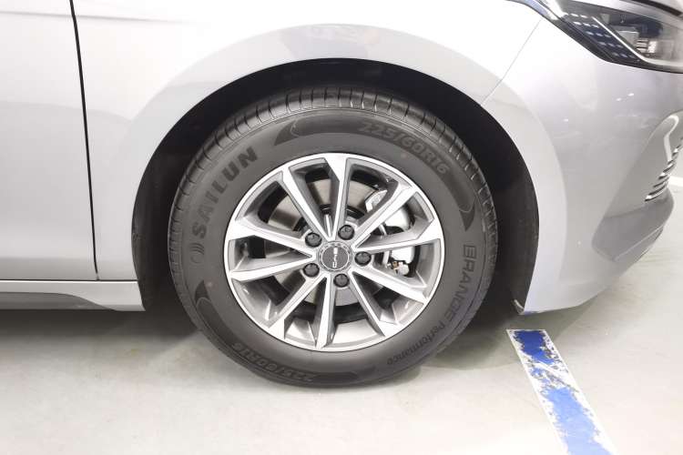 Used BYD Destroyer 05 2024 HONOR Edition DM-i 55KM Luxury Model
