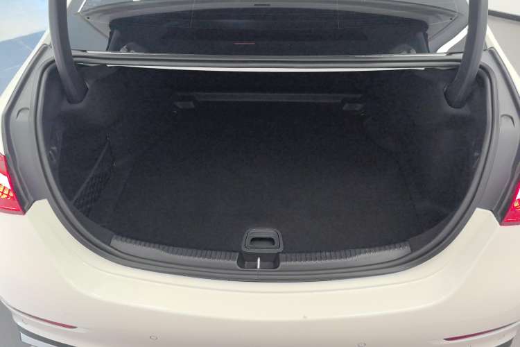 Used Mercedes-Benz C-Class 2022 Restyled C 200 L Sport Edition
