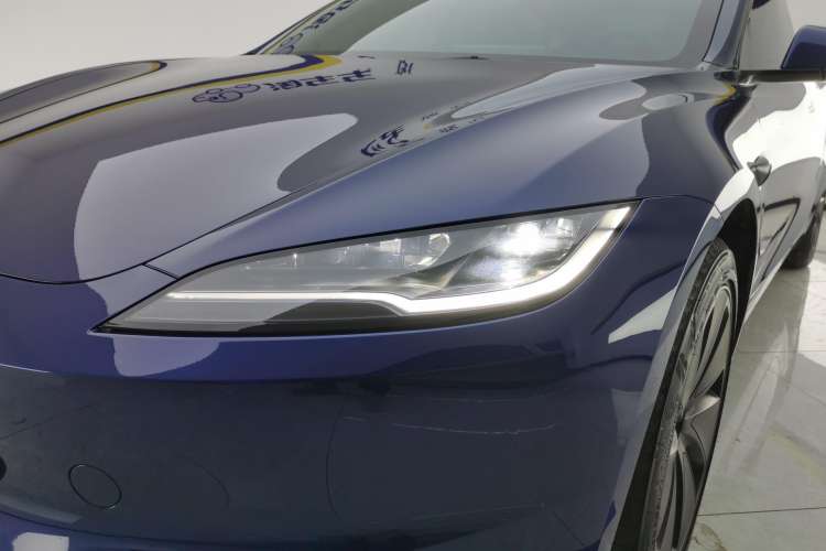 Used Tesla Model 3 2025 Rear-Wheel-Drive Version
