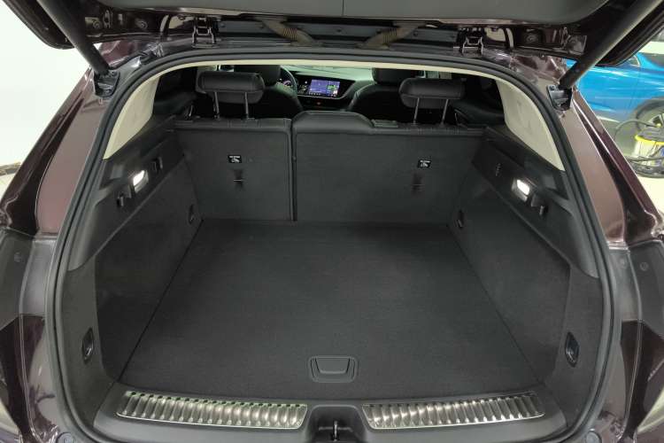 Used Buick Envision 2020 Encore S 652T All-Wheel-Drive Avenir
