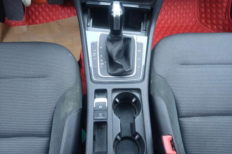 Used Volkswagen Golf 2019 280TSI DSG Comfort Version China V Standard
