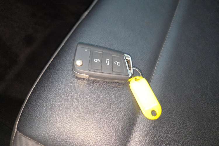 Used Volkswagen T-ROC 2020 280TSI DSG Two-Wheel Drive Comfort Version
