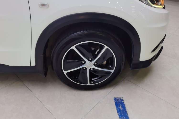 Used Honda Vezel 2020 1.5L CVT Pioneer Edition
