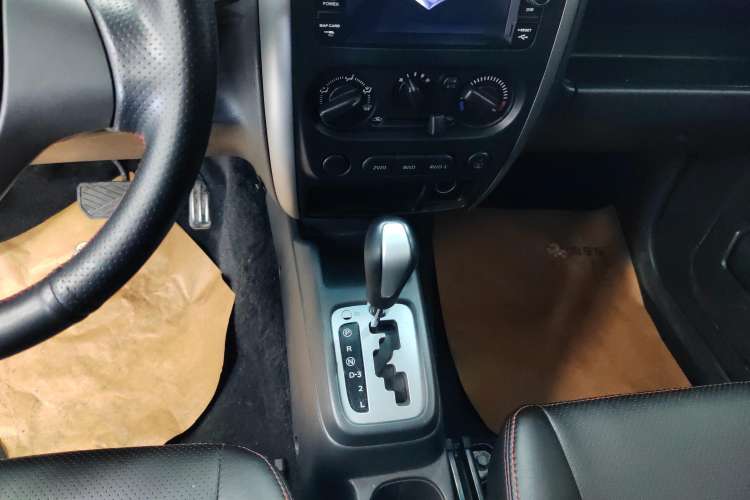 Used Suzuki Jimny 2015 1.3 AT JLX