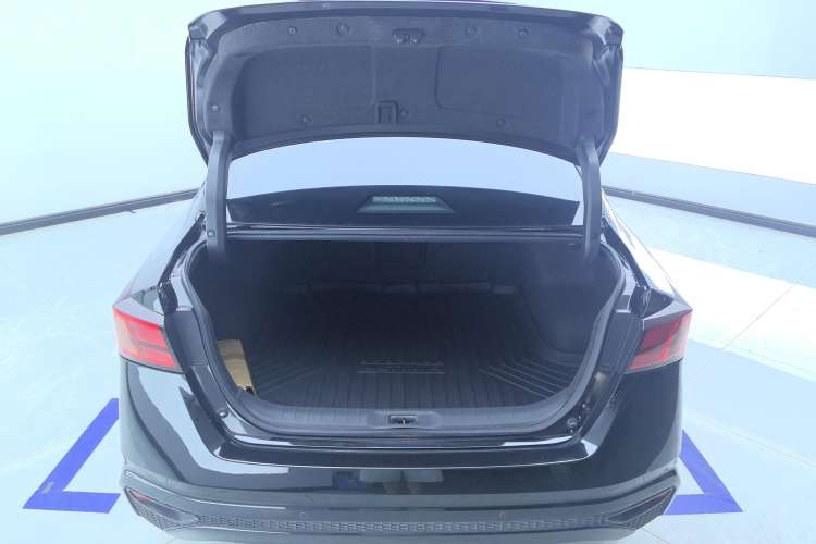 Used Nissan Teana 2021 2.0L XL Comfort Edition
