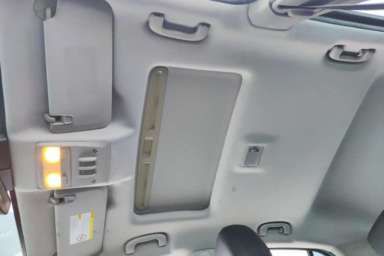 Used Buick Encore 2014 1.4T Automatic Two-Wheel Drive Urban Elite Model
