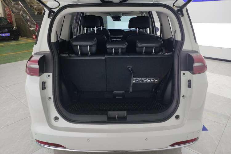 Used GAC Trumpchi M6 2023 PRO 270T DCT Luxury Edition
