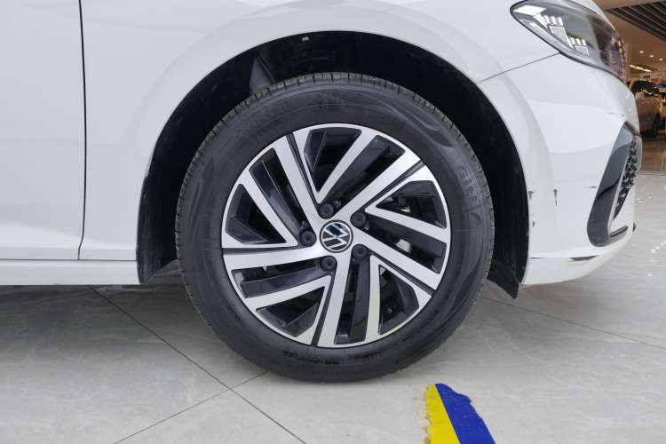 Used Volkswagen Lavida 2024 1.5L Automatic Starry Sky 5 Million Edition