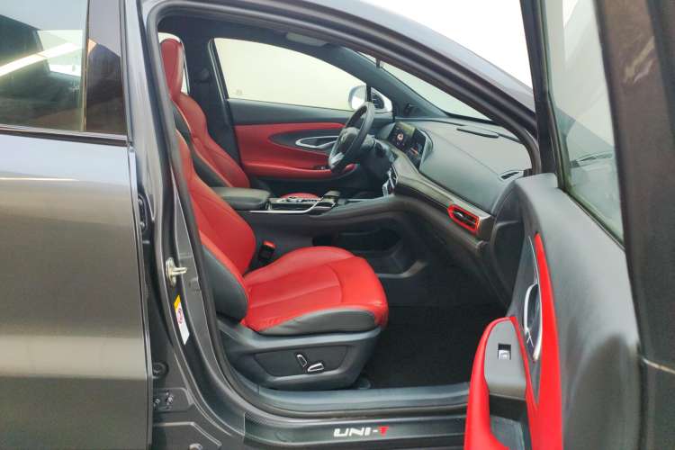 Used Changan UNI-T 2020 1.5T Flagship Version
