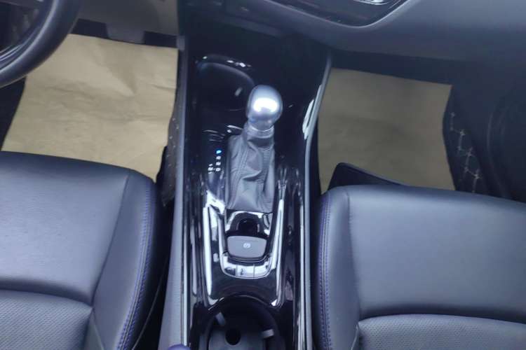 Used Toyota C-HR 2021 2.0L Luxury Edition
