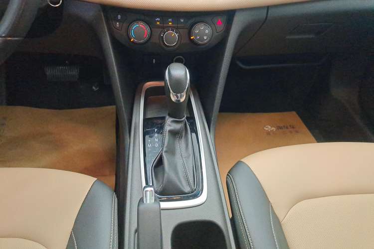 Used Chevrolet Monza 2022 320 Automatic Enjoyment Sunroof Version
