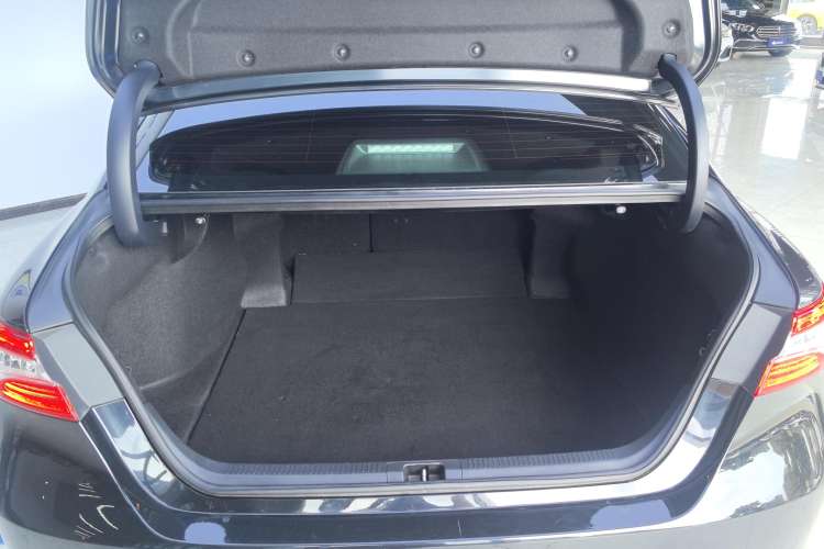 Used Toyota Camry 2021 2.0S FENGSHANG Edition