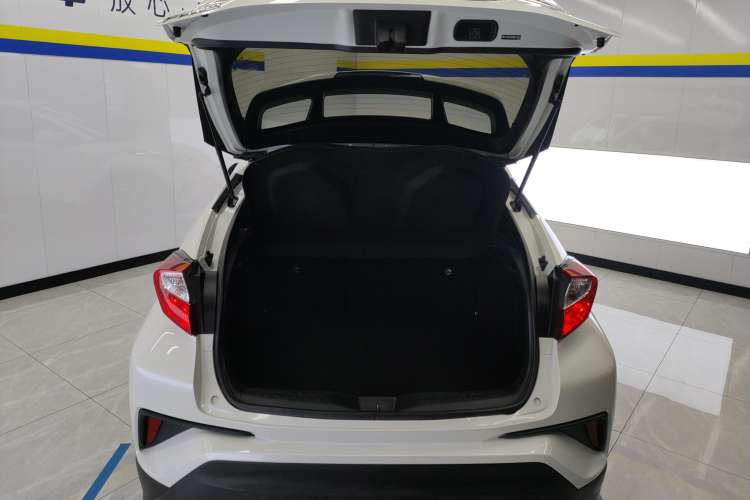 Used Toyota C-HR 2020 2.0L Leading Edition