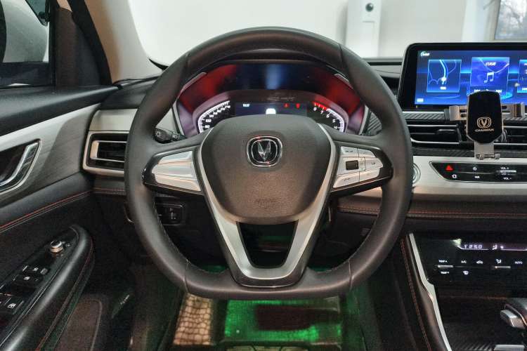 Used Changan CS75 2020 280T DCT Luxury Model China VI Standard
