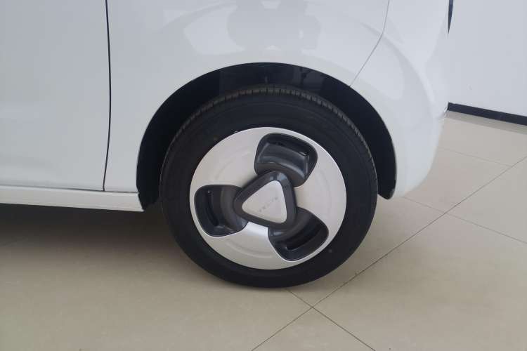 Used  Panda 2023 Panda Mini New Year Edition Treasure Bear
