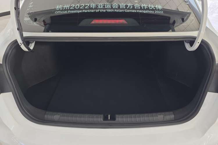 Used Geely Auto Emgrand 2023 4th Generation Champion Edition 1.5L CVT Luxury Model
