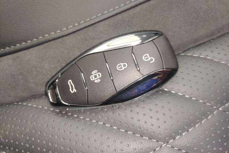 Used Hongqi HS5 2023 2.0T Qixiang Pro Edition
