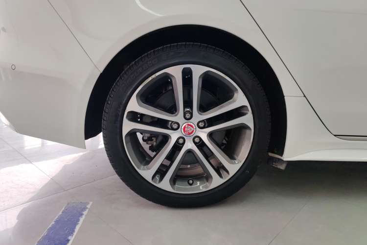 Used Jaguar XEL 2020 2.0T 200 PS R-DYNAMIC S Advanced Sport Edition
