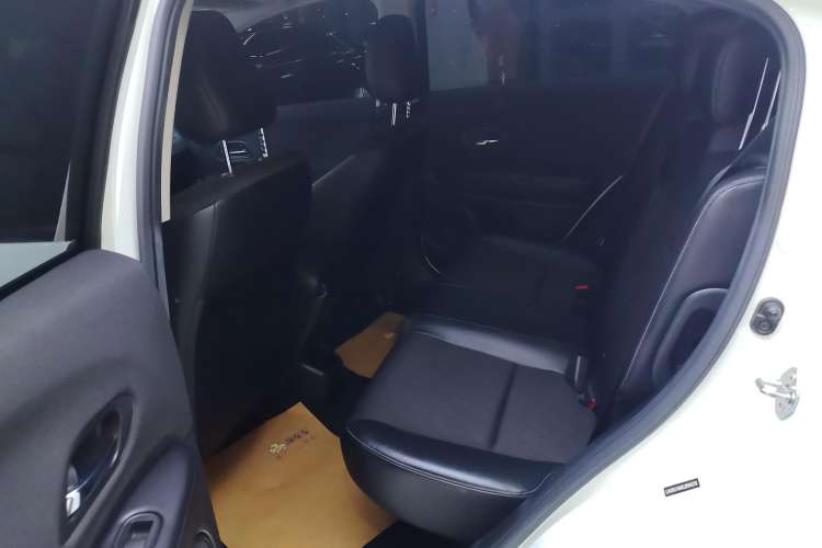 Used Honda Vezel 2020 1.5L CVT Pioneer Edition
