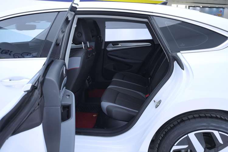 Used Volkswagen Lamando 2024 Lavida L 280TSI DSG Cool & Spicy Edition
