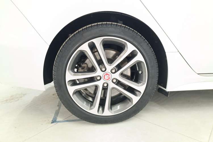 Used Jaguar XEL 2020 2.0T 200 PS R-DYNAMIC S Advanced Sport Edition
