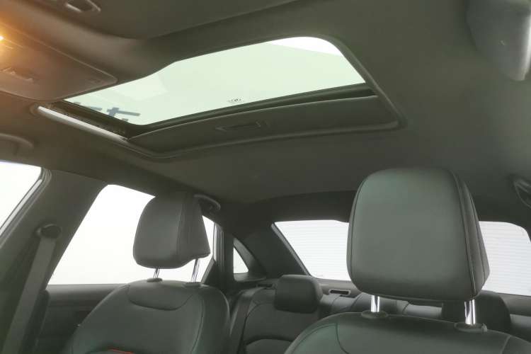 Used Chevrolet Monza 2020 Light Hybrid RS 330T Automatic Comfort Edition
