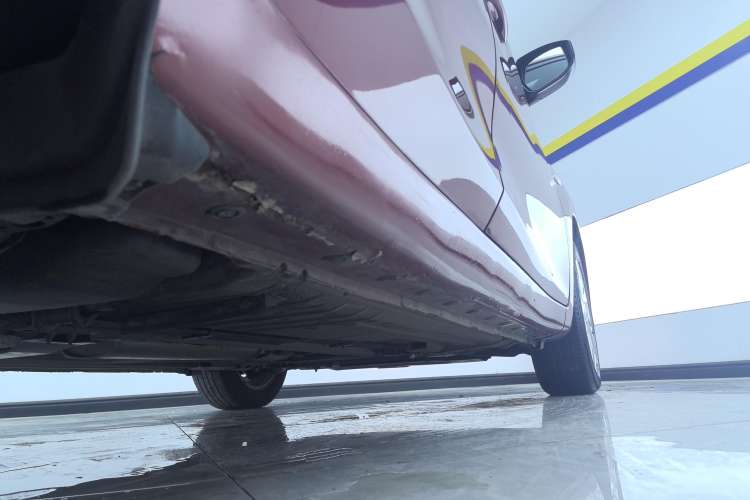 Used Nissan Tiida 2016 1.6L CVT Cool Dynamic Edition
