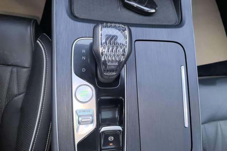 Used GAC Trumpchi GS8 2022 Flagship Series 2.0 TGDI Four-Wheel Drive Luxury Smart Connectivity Version (7 Seats)
