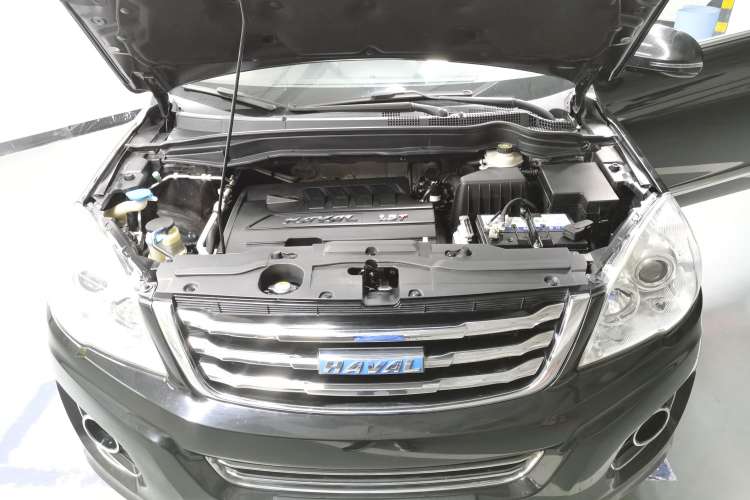 Used Haval H6 2016 Upgraded Model 1.5T Automatic Two-Wheel Drive Elite Version
