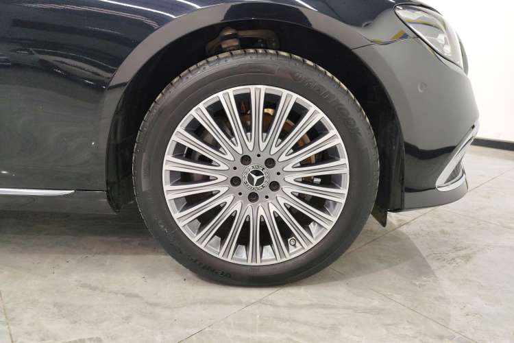 Used Mercedes-Benz E-Class 2023 E 300 L Stylish Model
