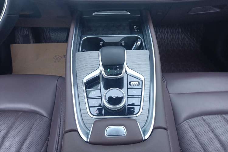 Used Chery Tiggo 8 PRO 2024 Champion Edition 290T Two-Wheel Drive Peak Version 5 Seats
