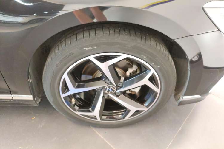 Used Volkswagen Magotan 2023 2 Million Units Limited-Edition 380TSI DSG Flagship Version
