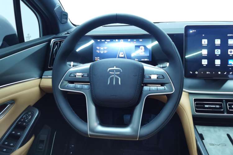 Used BYD Song L DM-i 2024 112 km Beyond Edition
