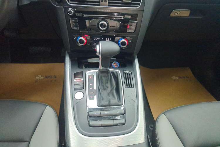 Used Audi Q5 2017 Plus 40 TFSI Technology Model
