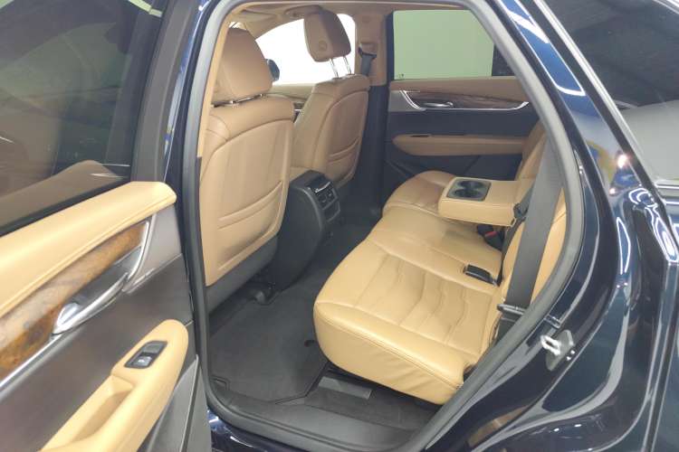 Used Cadillac XT5 2021 2.0T Four-Wheel-Drive Platinum Edition
