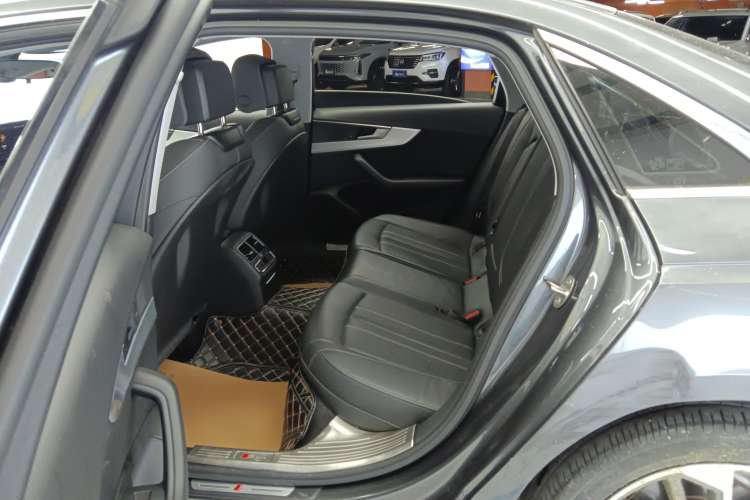 Used Audi A4L 2020 40 TFSI Fashion Dynamic Model
