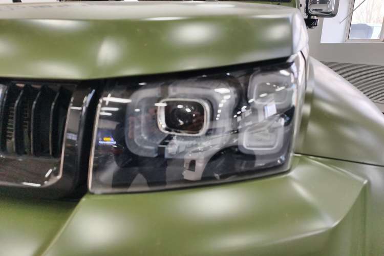 Used Beijing Auto BJ40 2021 2.0D Automatic Four-Wheel Drive Blade Hero Edition Adventurer Type
