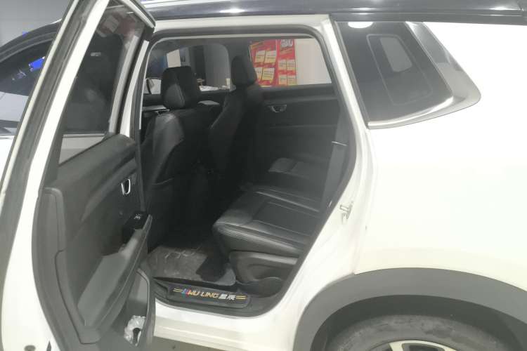 Used Wuling Asta 2021 1.5T CVT Starlight Edition
