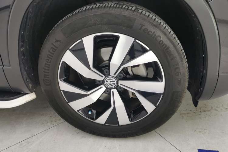 Used Volkswagen Tayron 2020 330TSI Two-Wheel Drive Luxury Smart Connectivity Version
