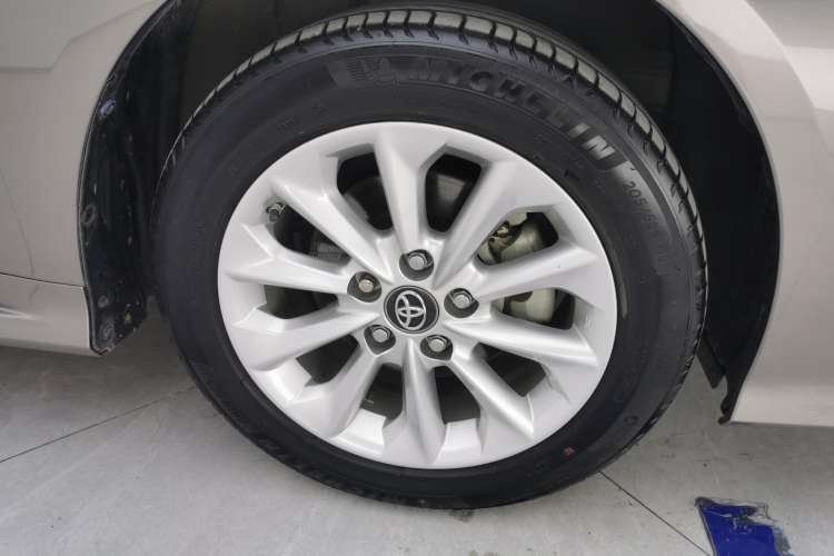 Used Toyota Corolla 2019 Dual-Engine 1.8L E-CVT GL-i Elite Edition
