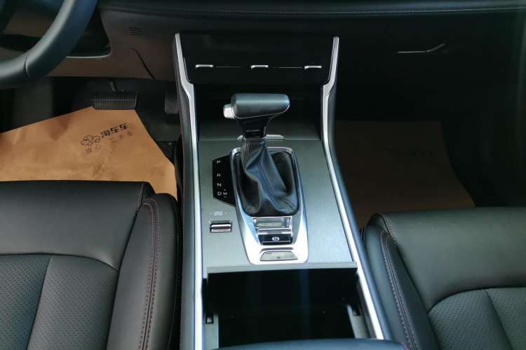 Used Changan CS75 2022 Blue Whale Edition 1.5T DCT Luxury Model
