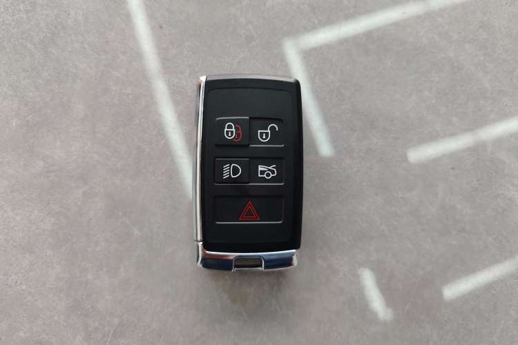 Used Jaguar XEL 2020 2.0T 200 PS R-DYNAMIC S Advanced Sport Edition
