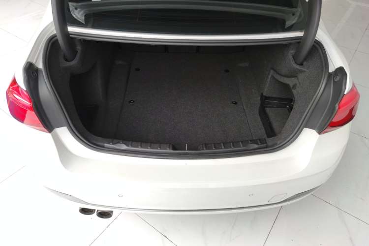 Used BMW 3 Series 2019 320Li Fashion Model
