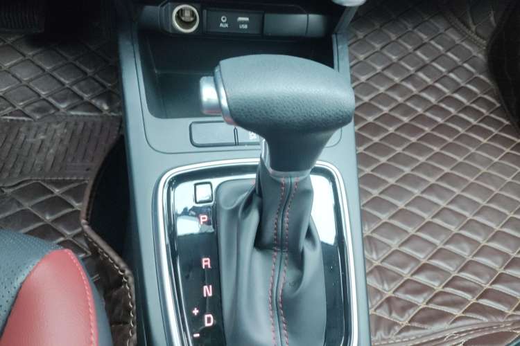 Used Kia KX Cross 2018 1.6L Automatic Dynamic Sunroof Version
