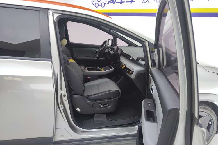 Used AION Y 2021 70 Enjoyment Tech Edition
