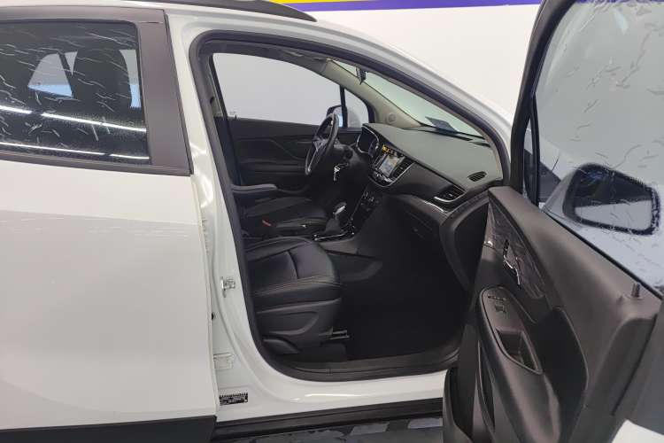 Used Buick Encore 2018 18T Automatic Two-Wheel Drive Urban Leading Model
