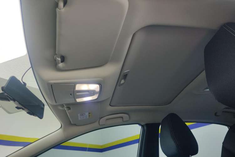 Used Venucia D60 2021 PLUS 1.6L XL CVT Yue Ling Edition
